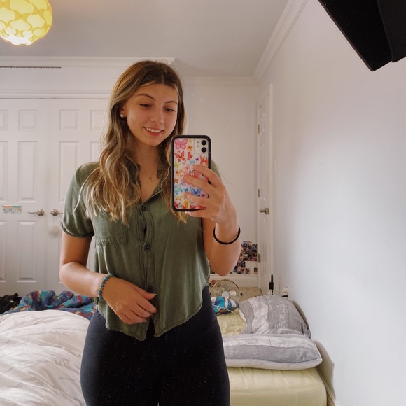 Army green button down shirt - Picture 4 of 5